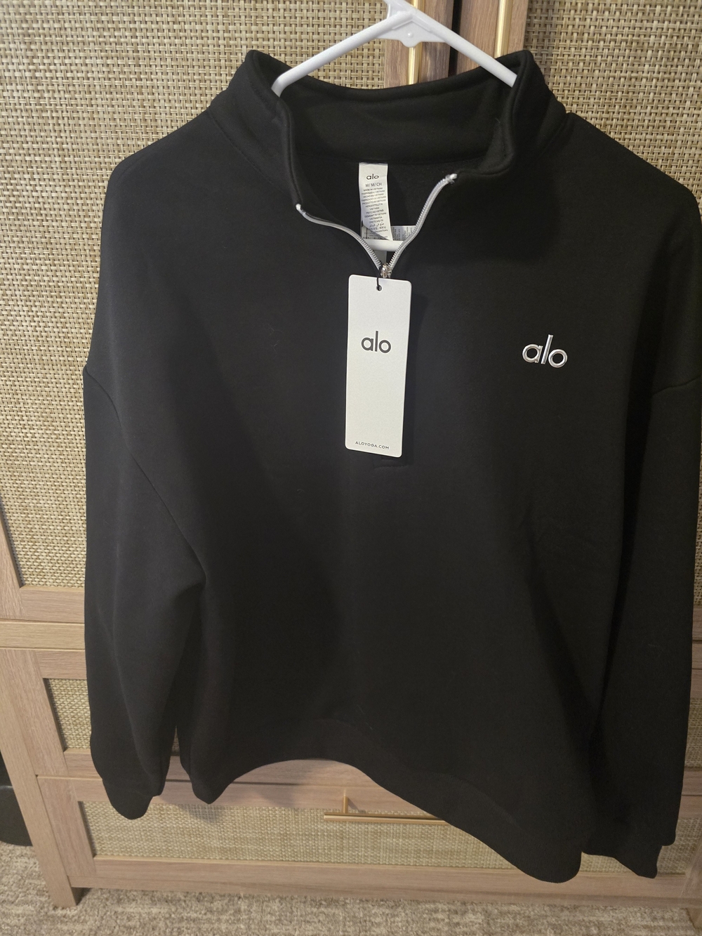 ALO Yoga Black Quarter-Zip Sweatshirt & Straight Leg Joggers SET